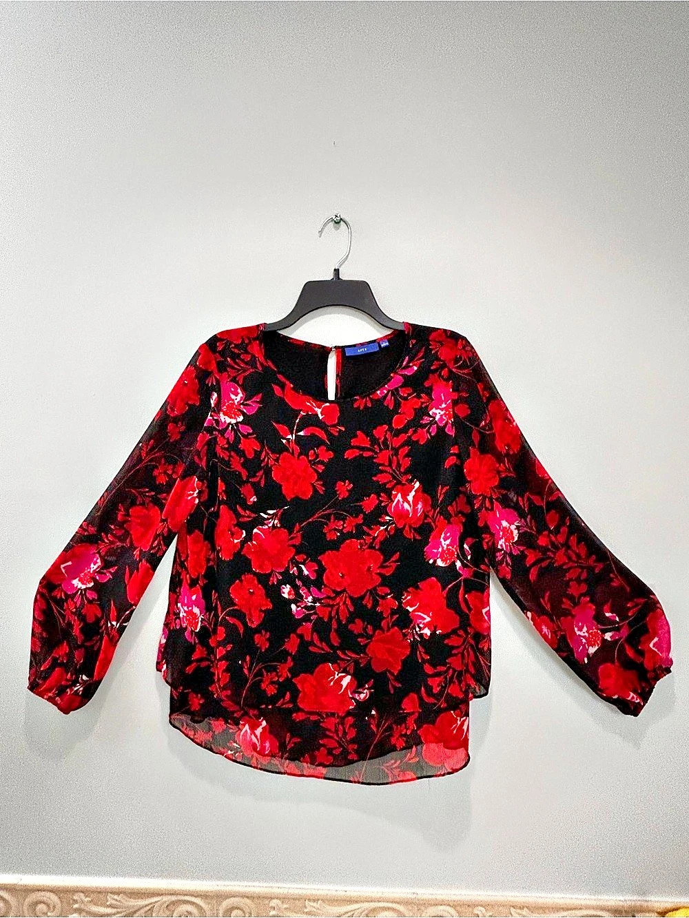 Apt. 9 Floral Long Sleeve Blouse Black & Red Large Like New